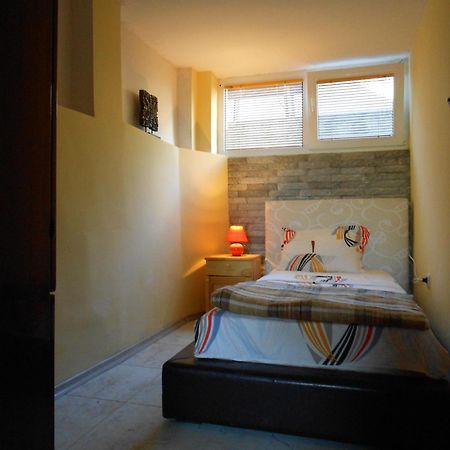 فارنا Hostel Del Mar المظهر الخارجي الصورة